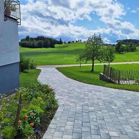 Ferienwohnung Pusteblume Neukirch  ภายนอก รูปภาพ